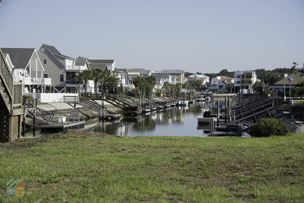 Homes with docks on Holden Beach
